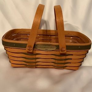 Longaberger 2001 Woven Memories Basket and protector, Signed by Family M…